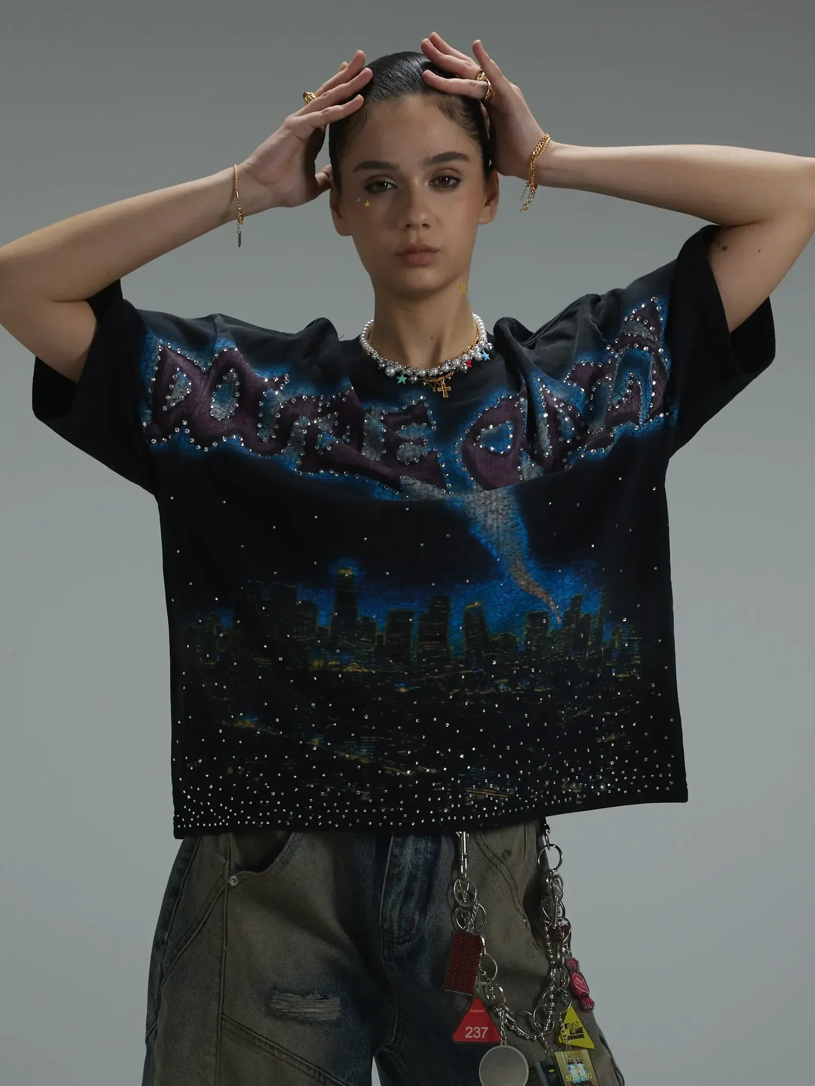 Boxy L.A. Skyline Iced Out Tee-435 - Image 4