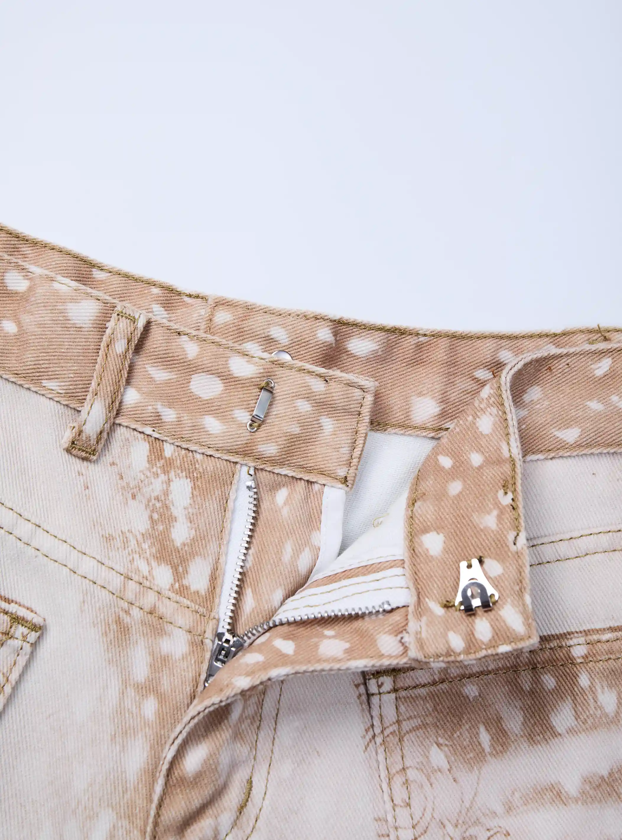 Fawn-Print Curved-Leg Denim-S1200 - Image 3