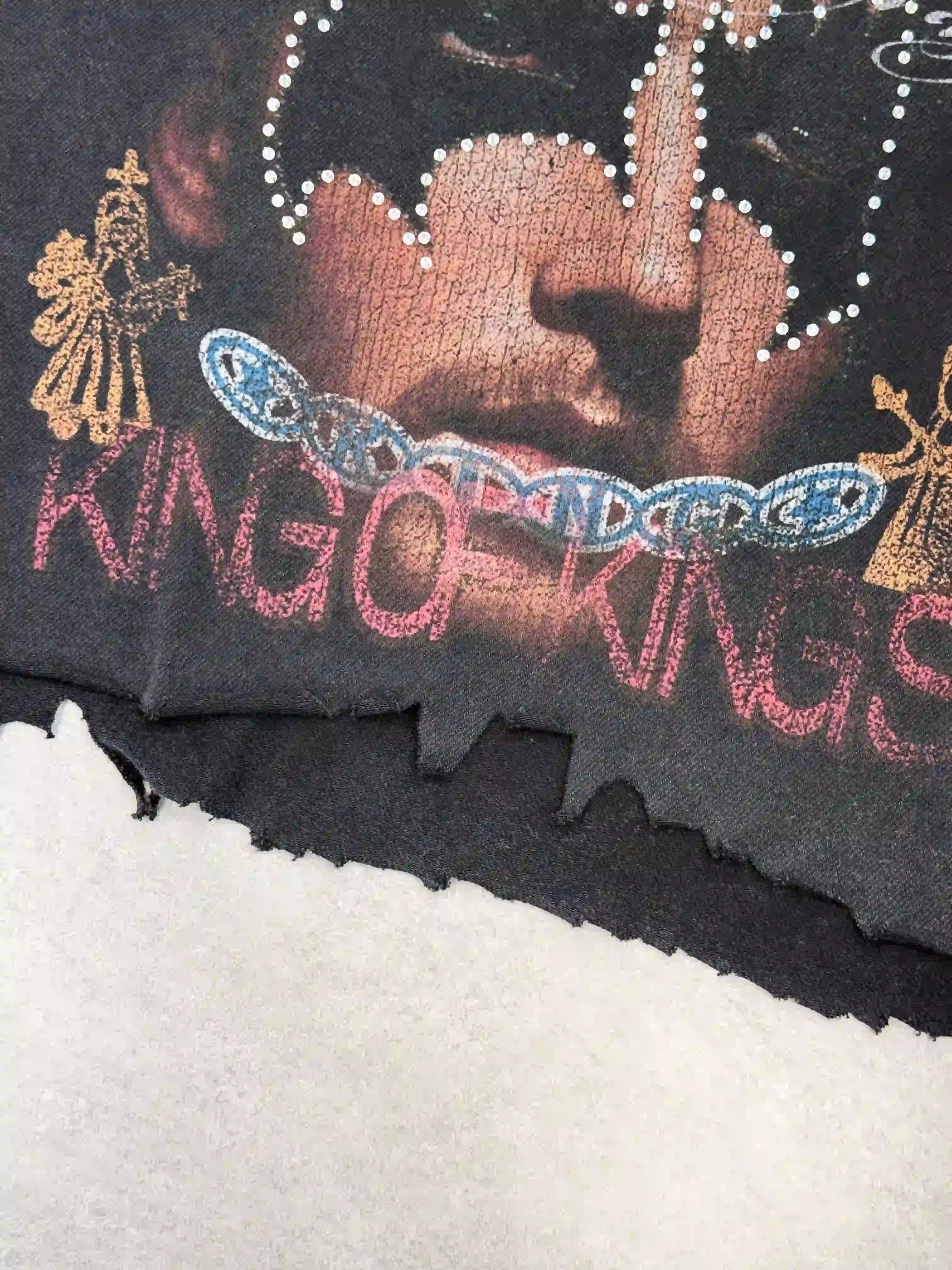 King of Kings Graphic T-shirt-426 - Image 6